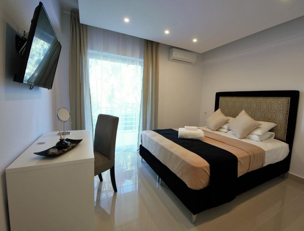 Athena Apartment Artemida  Exterior photo