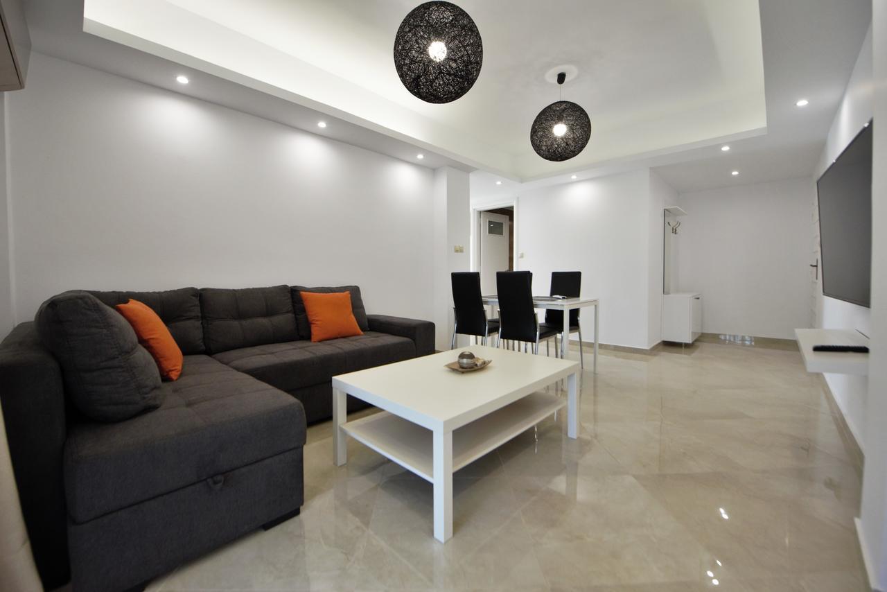 Athena Apartment Artemida  Exterior photo