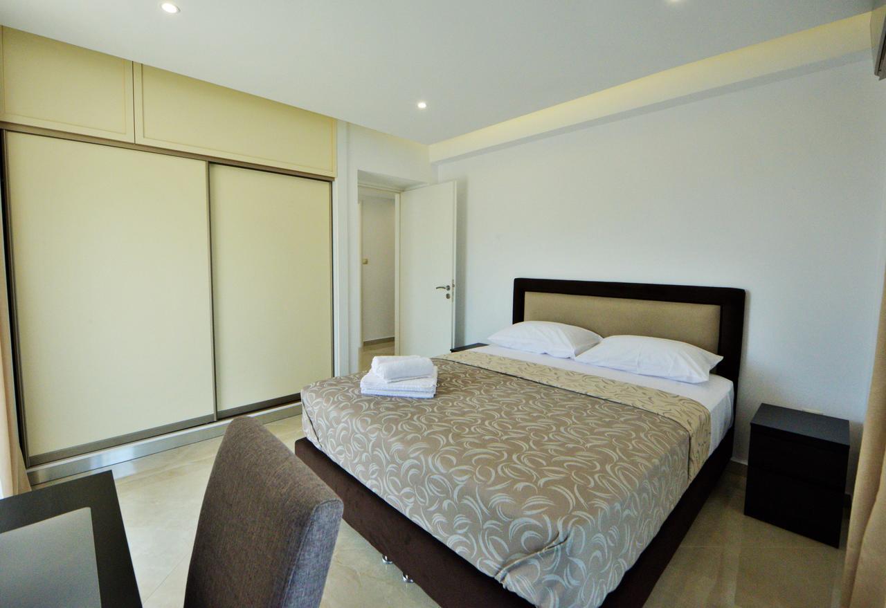 Athena Apartment Artemida  Exterior photo